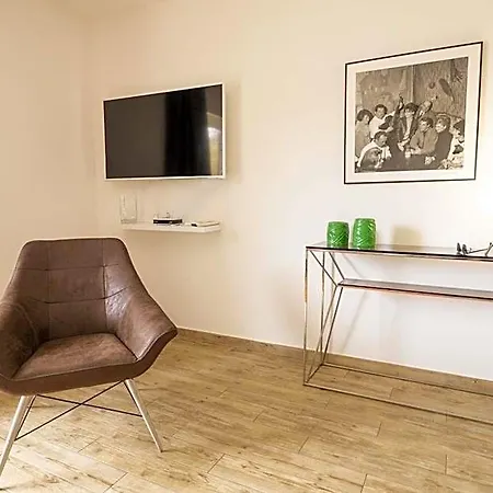 Hotel In Erbalunga 4*