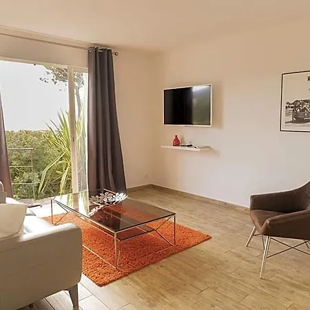 Hotel In Erbalunga 4*